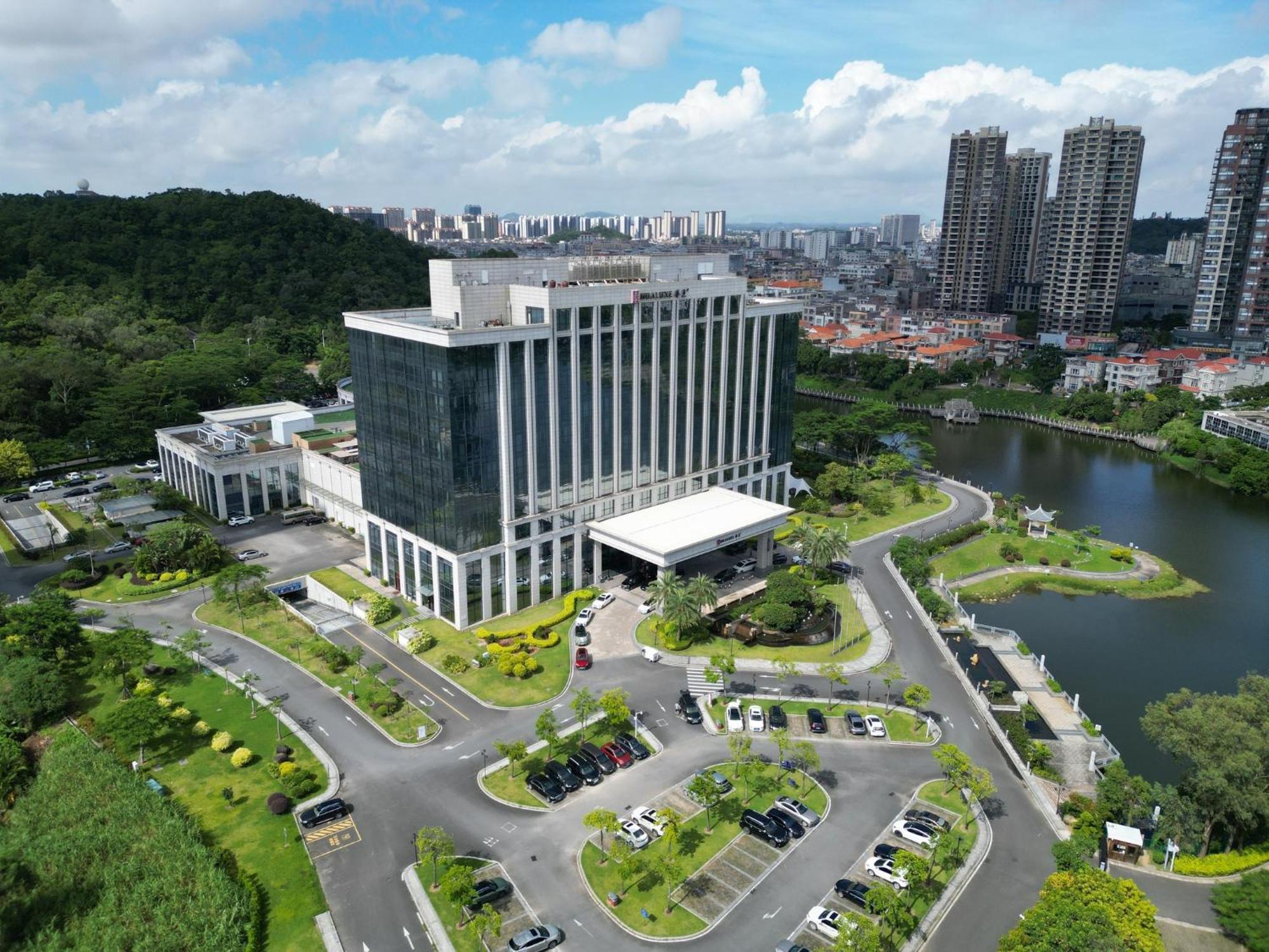 Hualuxe Yangjiang City Center Exterior foto